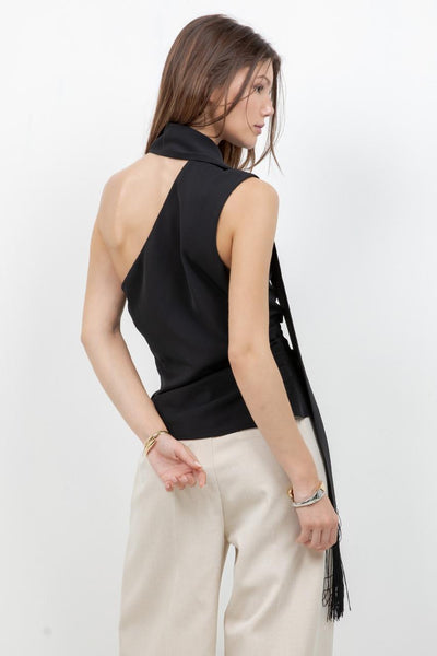 Blusa Noir Asimetrica