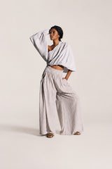 Pantalón raya gris