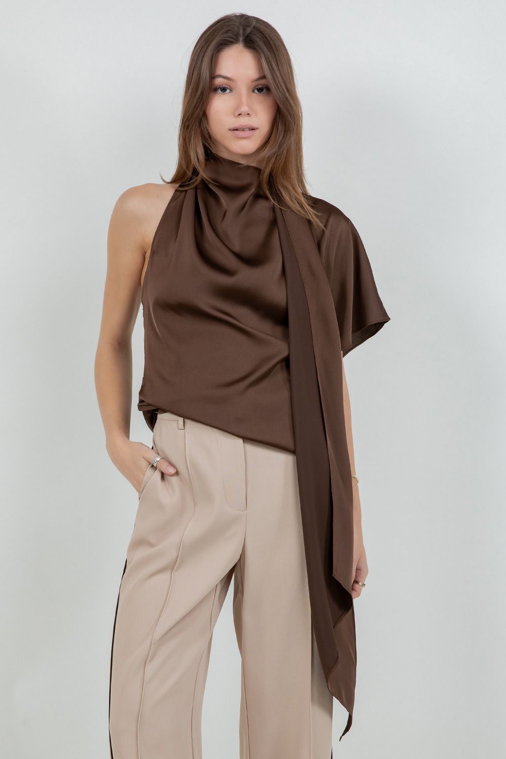 Blusa Satin Offshoulder