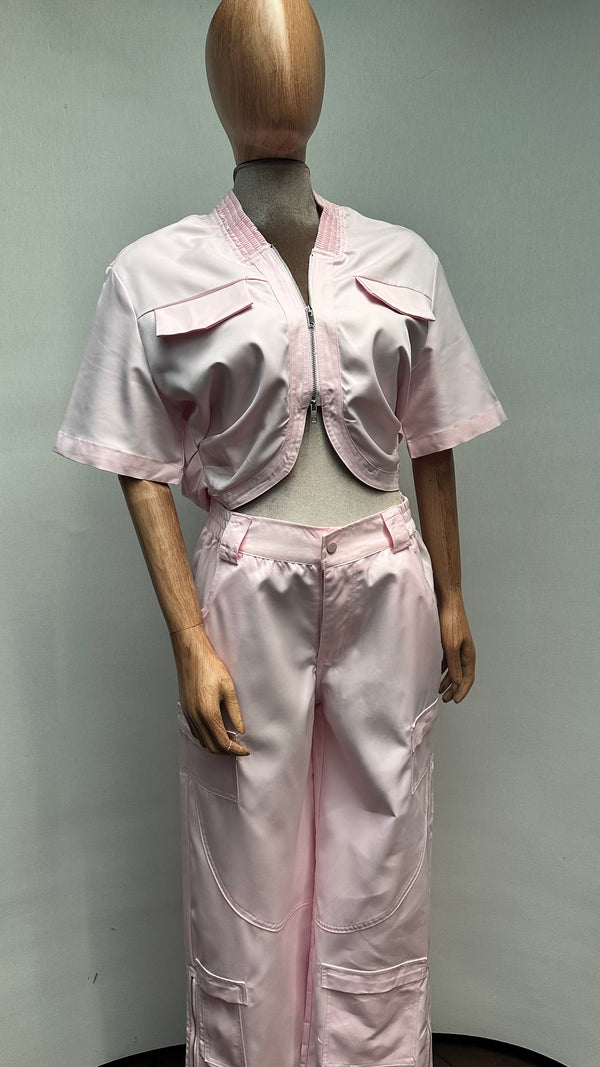 Traje rosa cierres