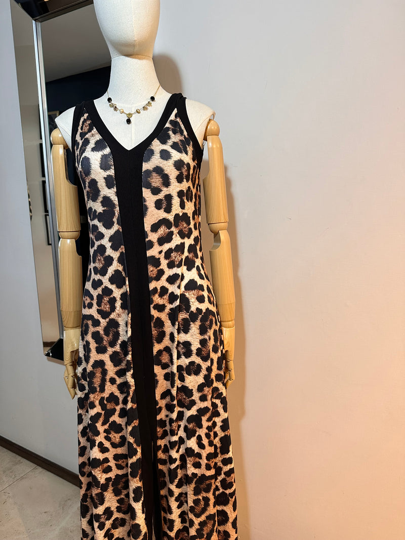 Vestido animal print cuello v