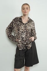 Traje animal print satin