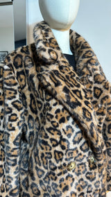 Abrigo animal print