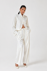 traje pique blanco